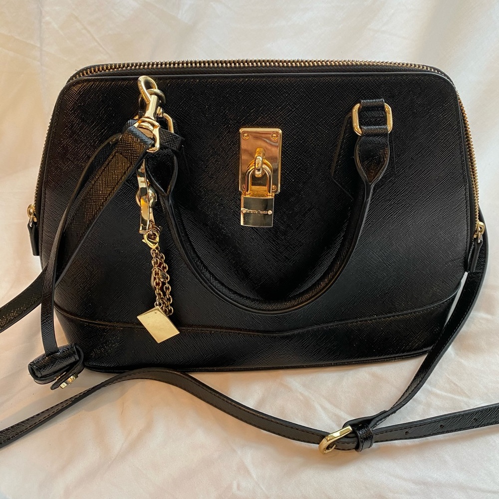 Samantha Thavasa Black Purse
